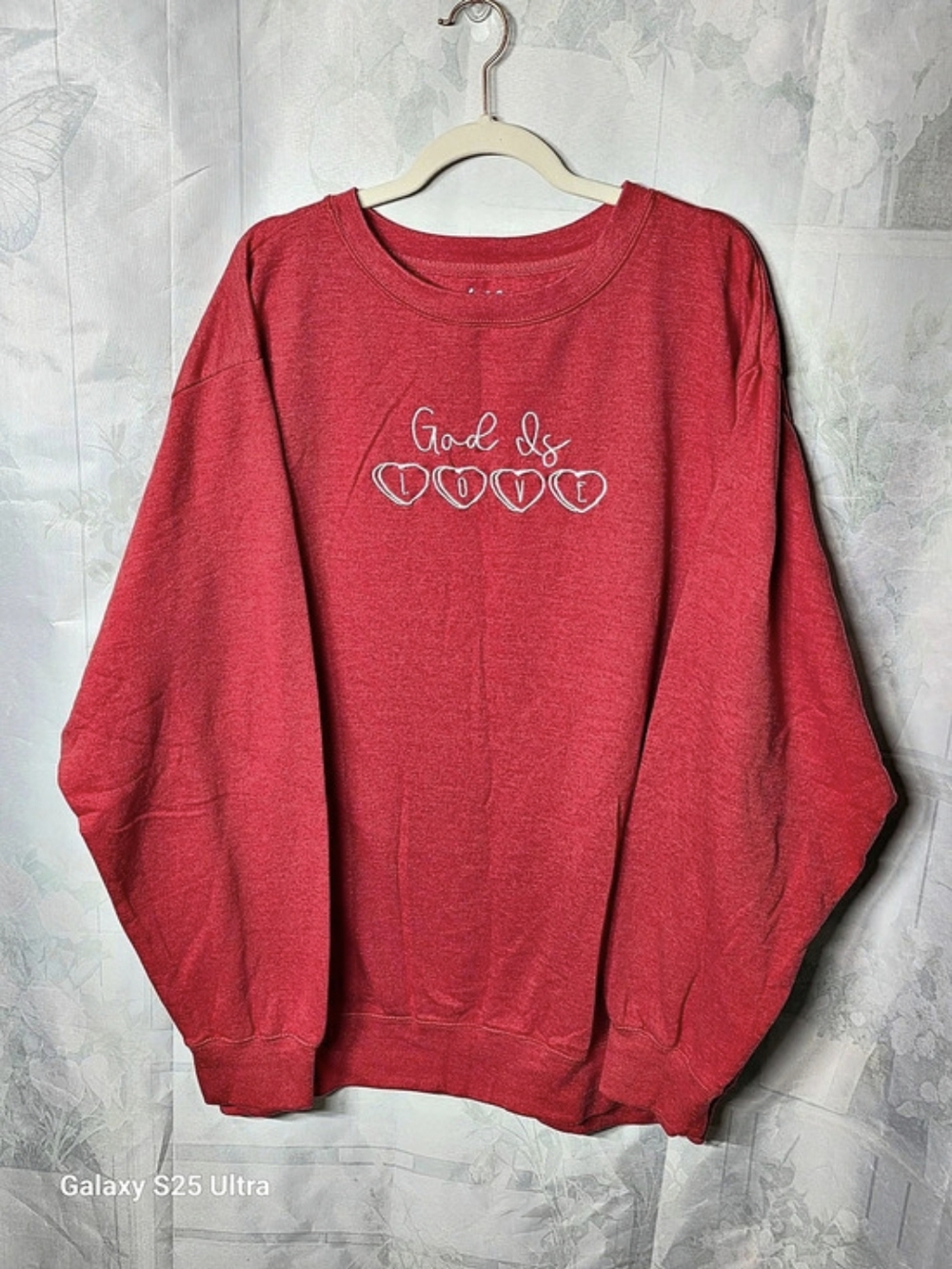 Love Faith Graphic Sweatshirt in Red 3XL
